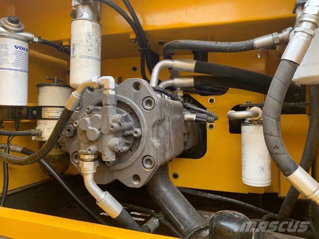 Volvo EC 300 D Pelle sur chenilles