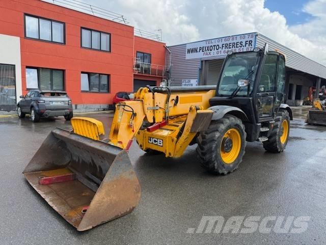 JCB 540-140 Chariot télescopique