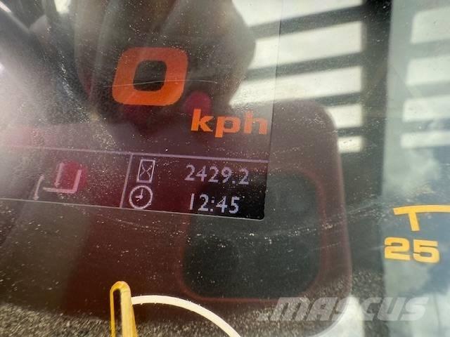 JCB 540-140 Chariot télescopique