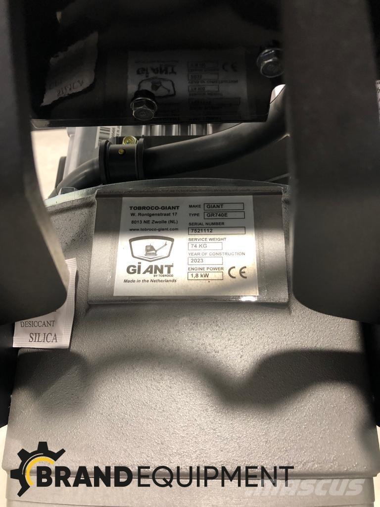 GiANT GR740E Plaque vibrante