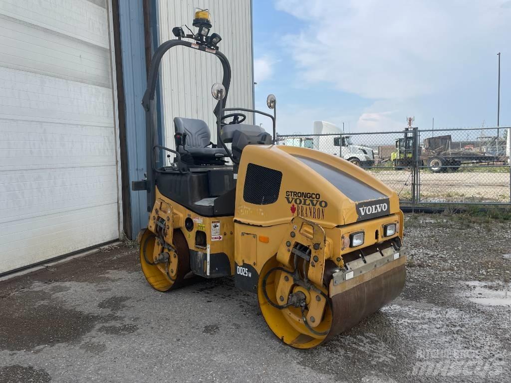 Volvo DD 25 W Rouleaux tandem