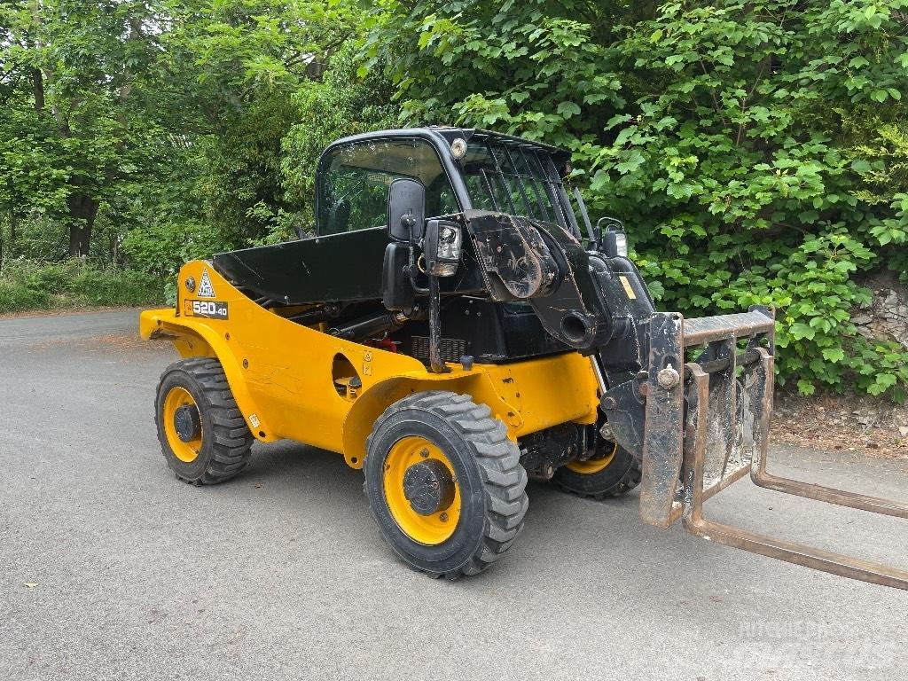 JCB 520-40 Chariot télescopique
