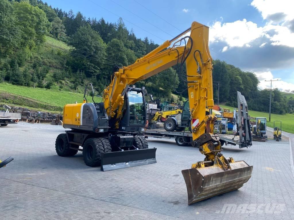 Hitachi ZX 140 W-3 Pelle sur pneus