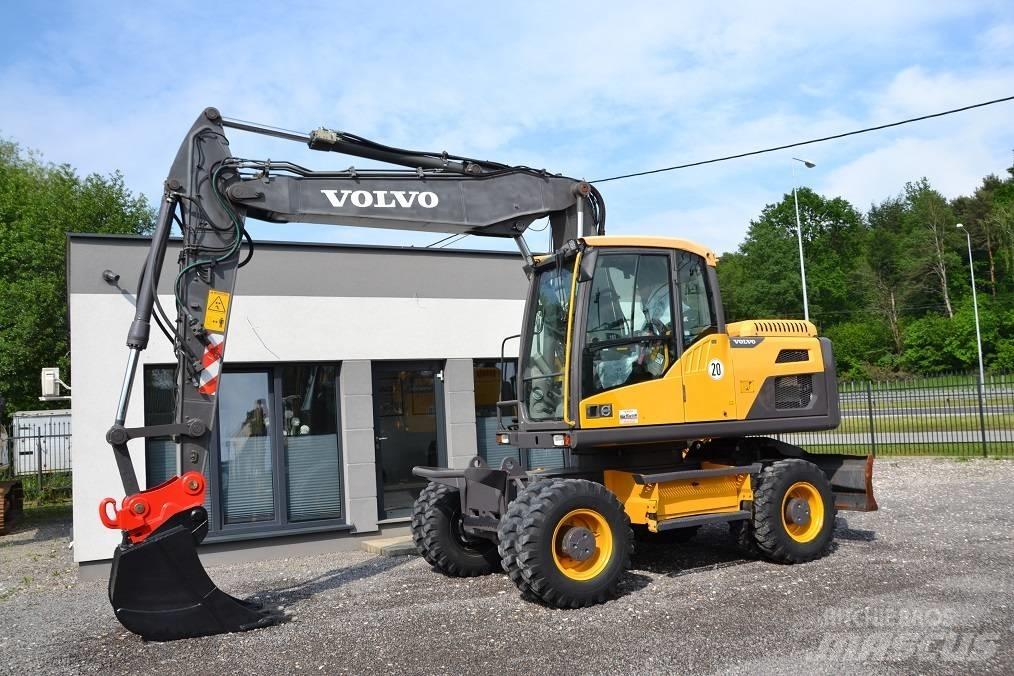 Volvo EW 160 D Pelle sur pneus