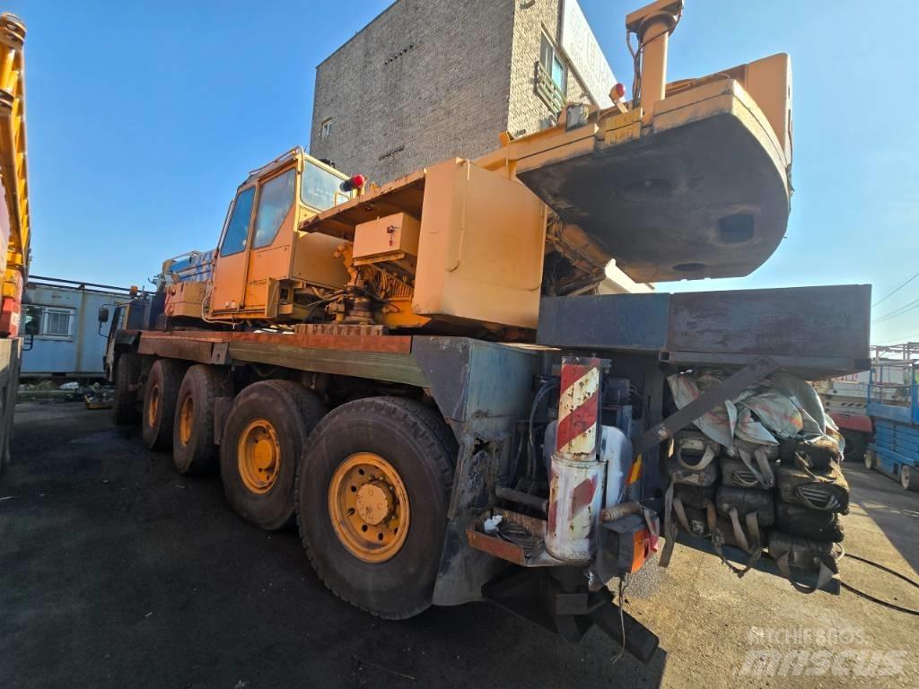 Liebherr LTM 1100-1 Grues tout terrain