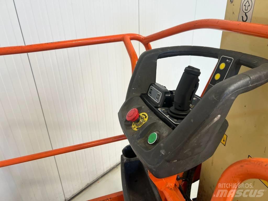 JLG Toucan 8E Mât vertical