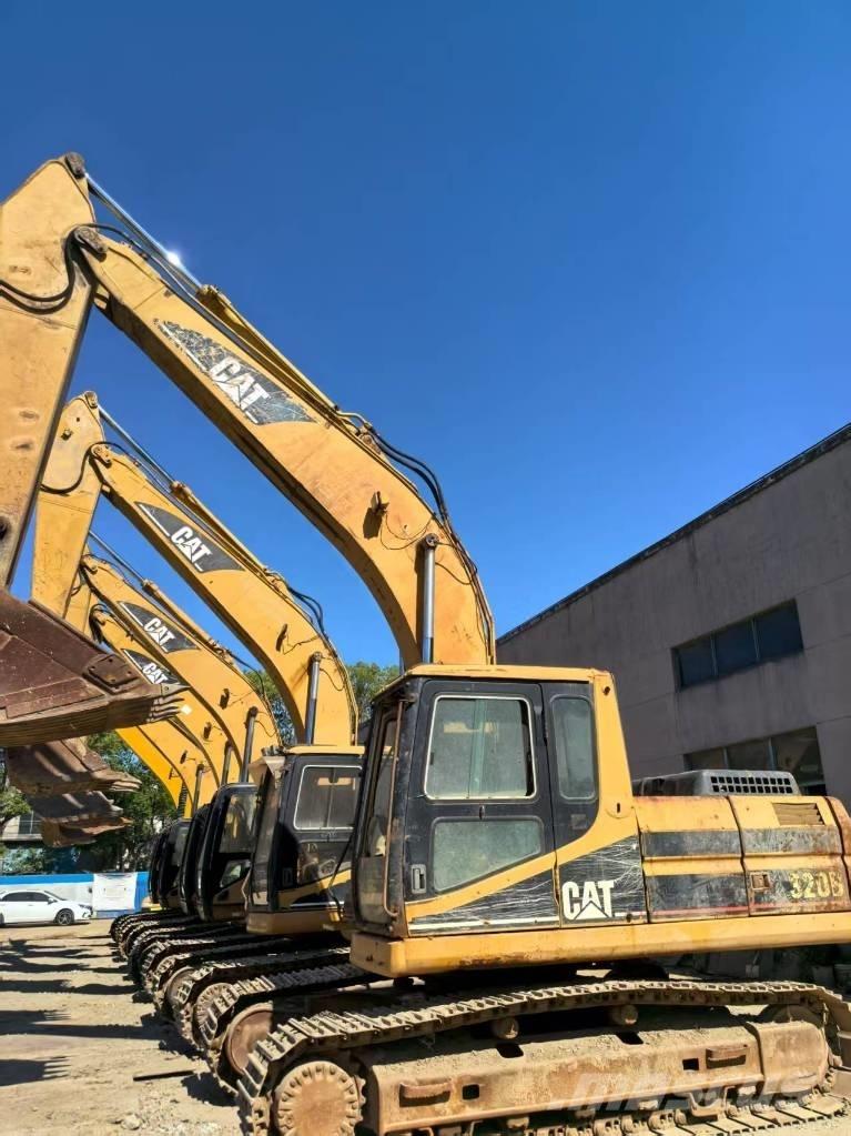 CAT 320 B L Pelle sur chenilles