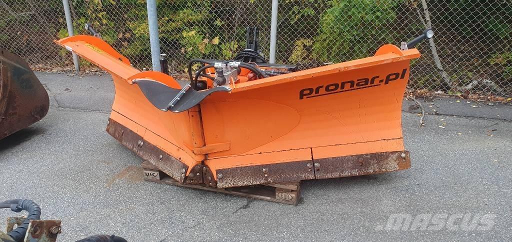 Pronar PUV 2800 M Chasse neige