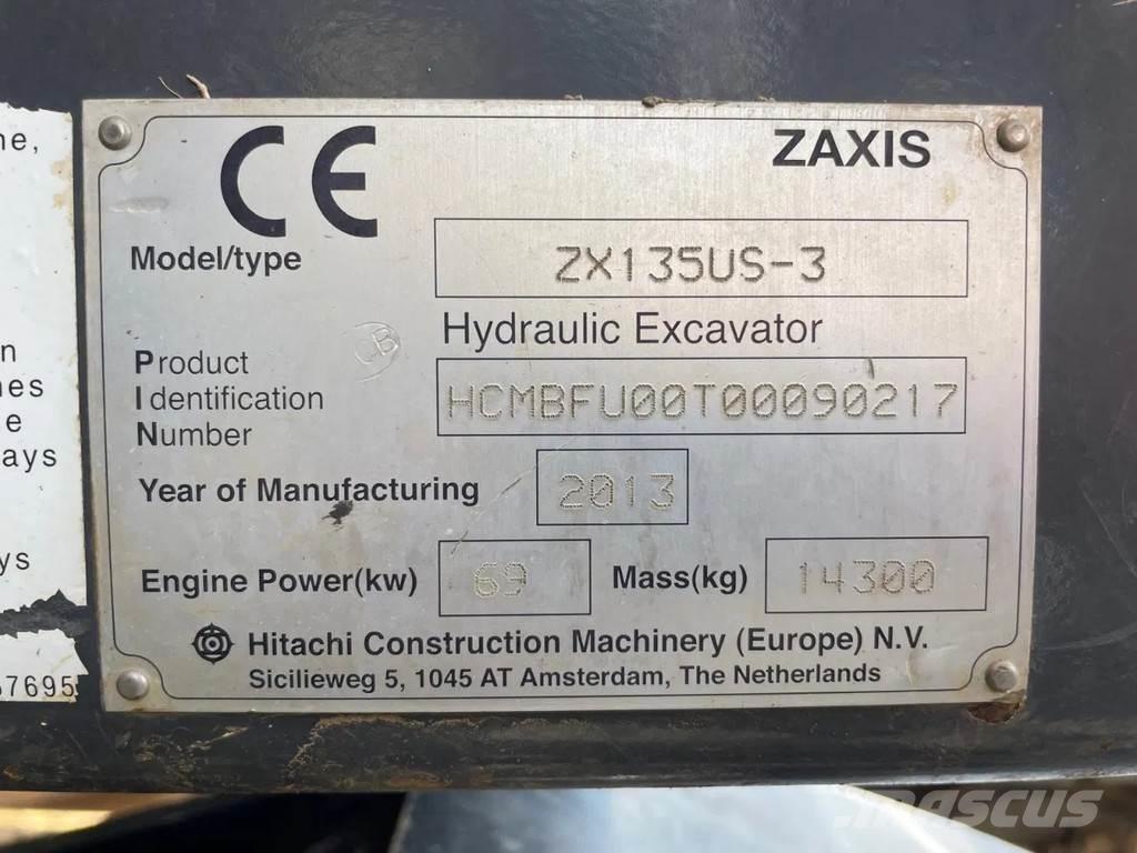 Hitachi ZX135US-3 Pelle sur chenilles