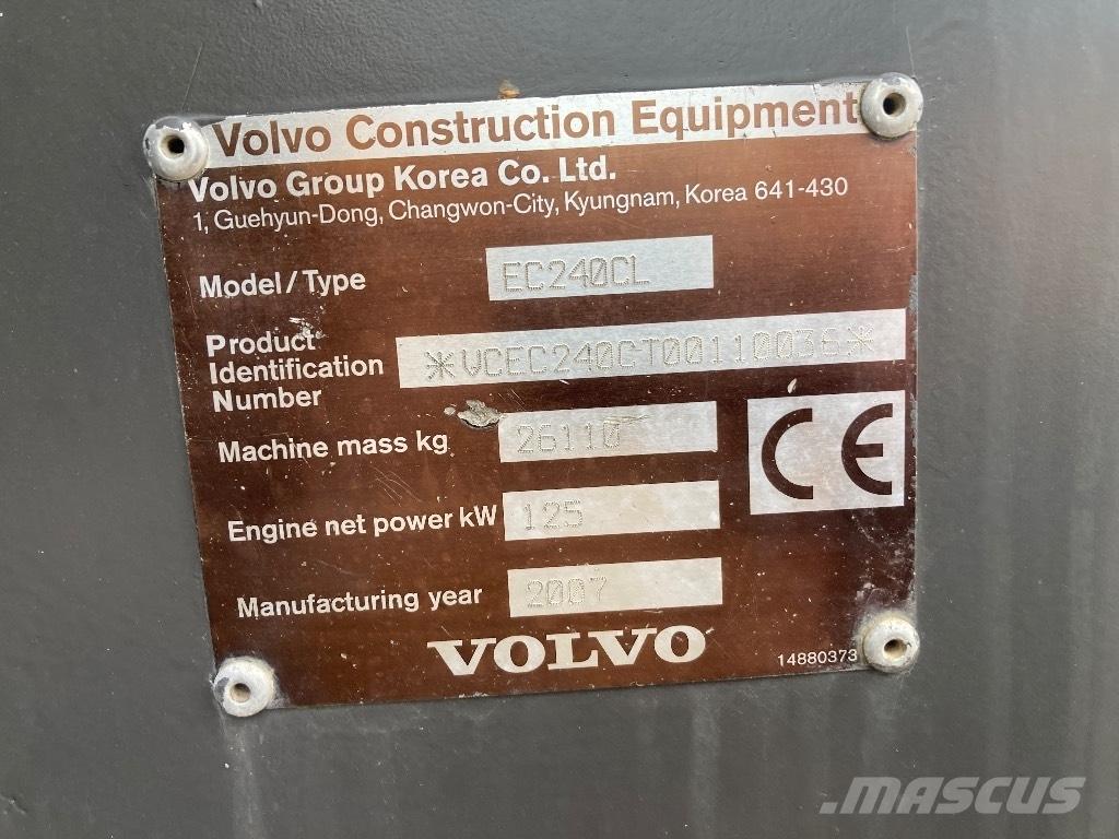 Volvo EC 240 C L Pelle sur chenilles
