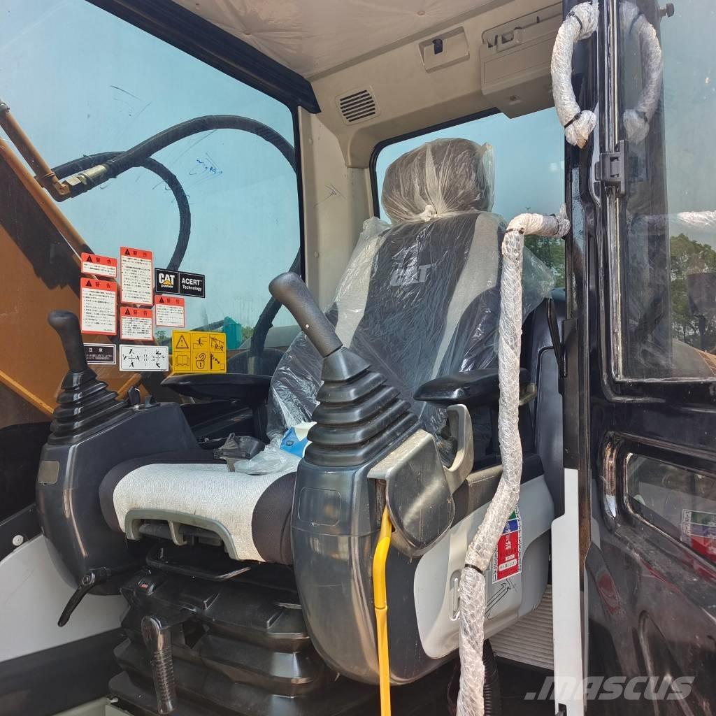 CAT 324 D Pelle sur chenilles