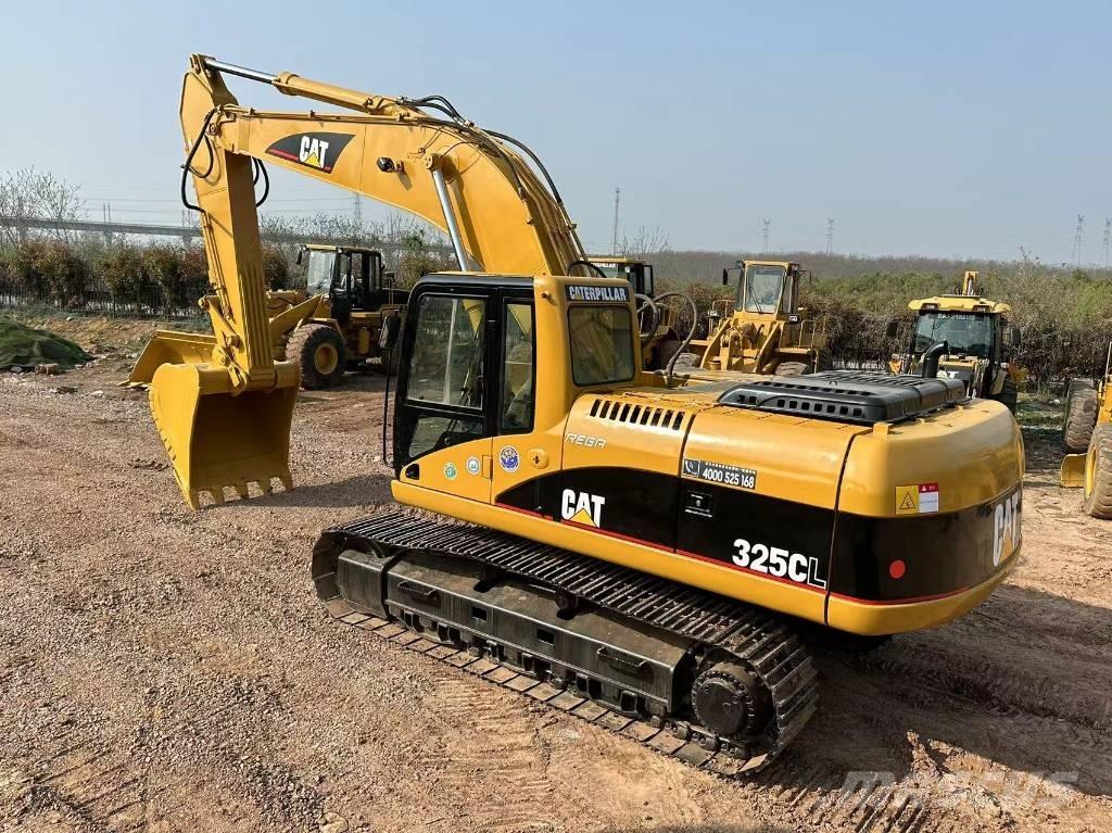 CAT 325C Pelle sur chenilles
