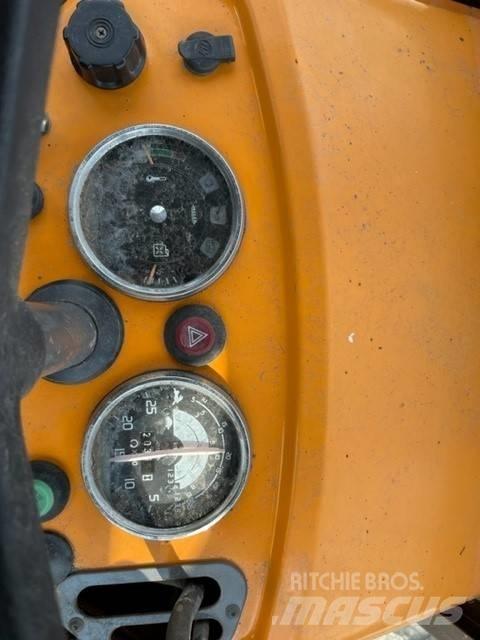 Renault R 65 14 LS Tracteur