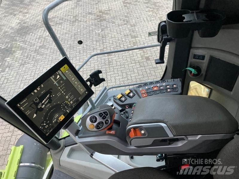 CLAAS TRION 650 Moissonneuse batteuse