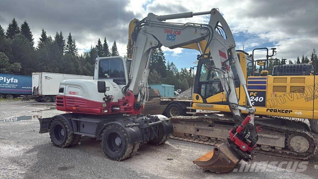 Take-Job TB295W Pelle sur pneus