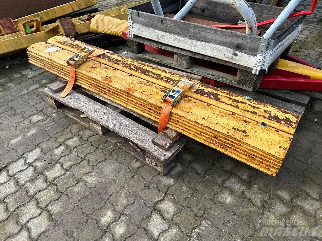 CAT 140 G Niveleuse