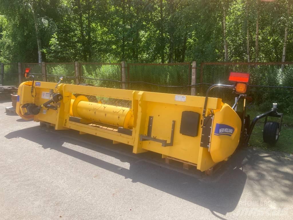 New Holland 790 CP Moissonneuse batteuse