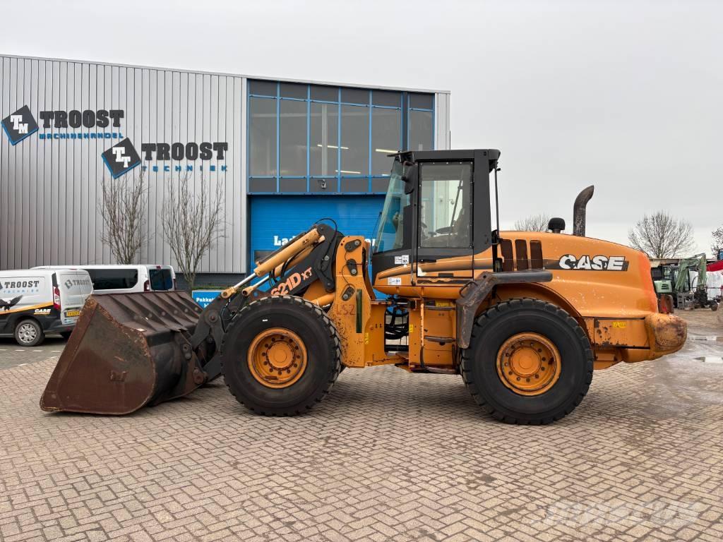 CASE 621 D XT Chargeuse sur pneus