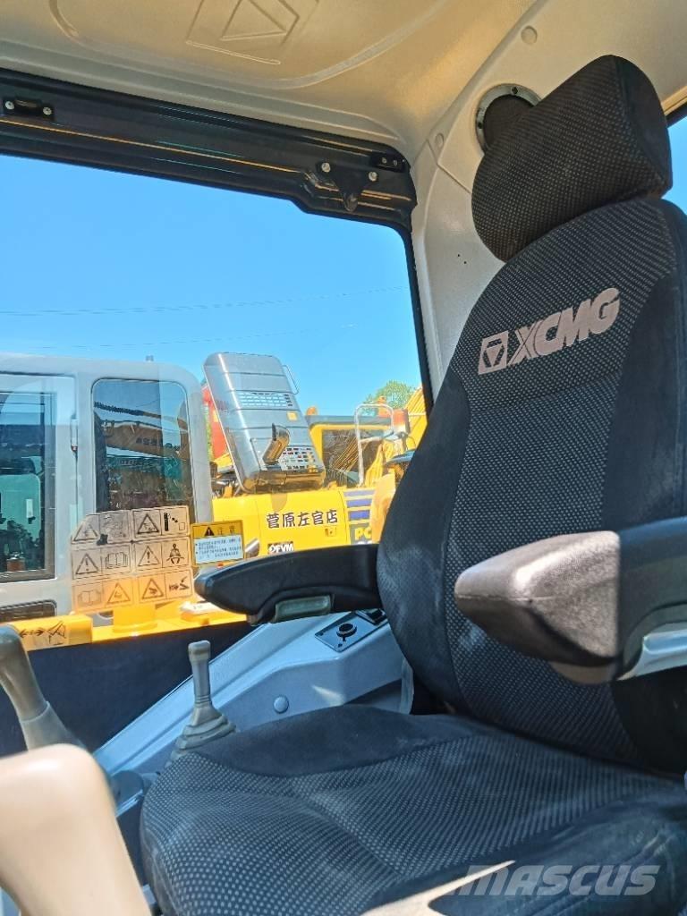 XCMG XE 60 DA Mini pelle < 7t
