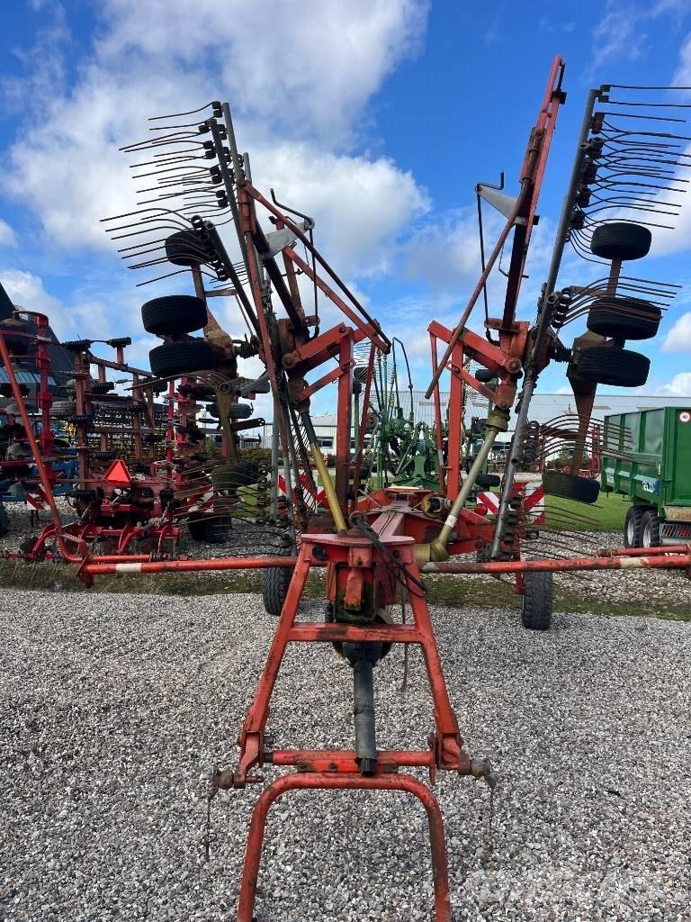 Fella TS 800 Rateau faneur