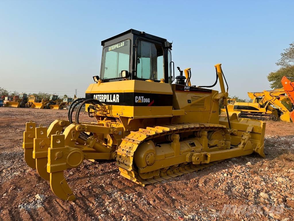 CAT D6G Bouteurs sur chenilles