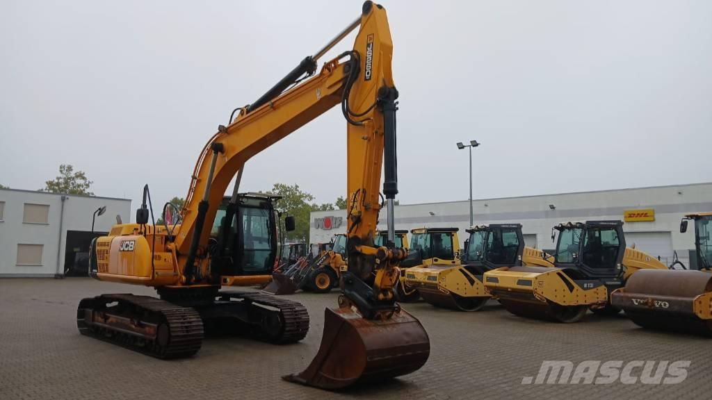 JCB JS 260 LC Pelle sur chenilles