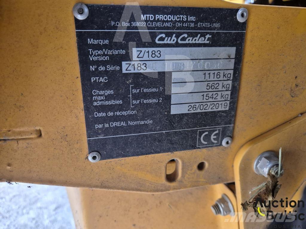 Cub Cadet Z/183 Tondeuses montées