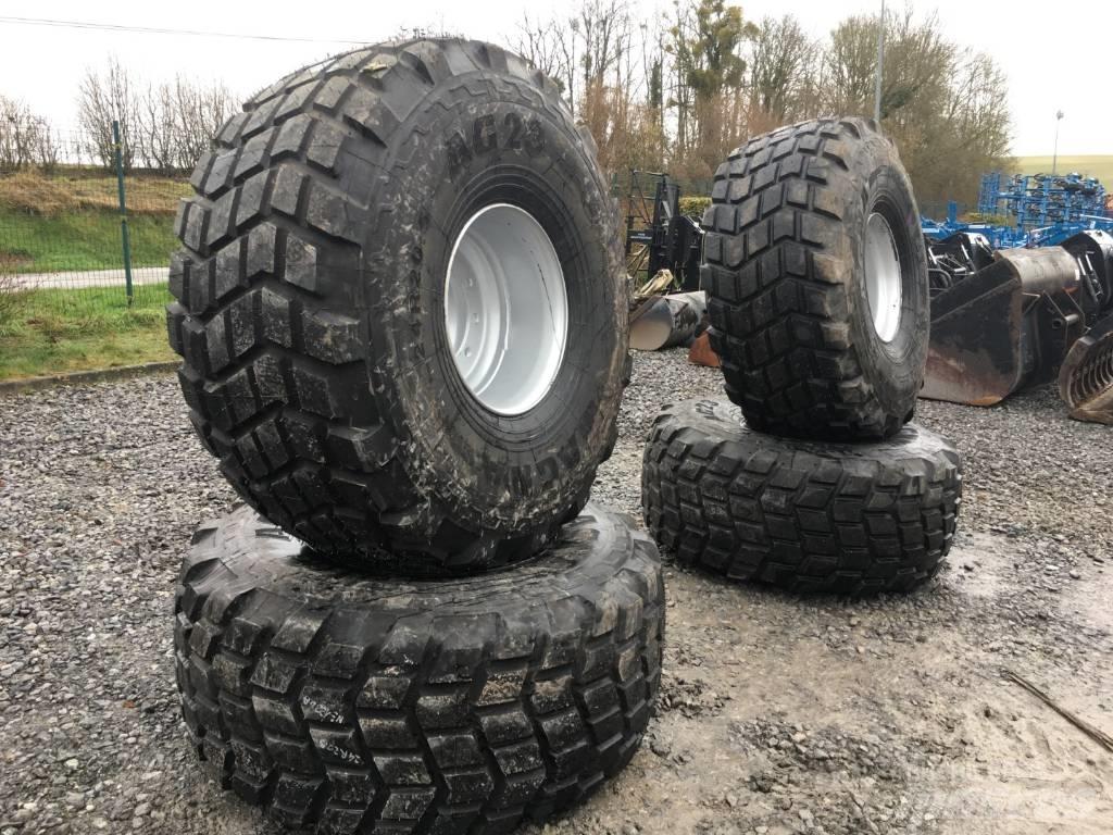  MAGNA TYRES 24R20.5 Pneus, roues et jantes