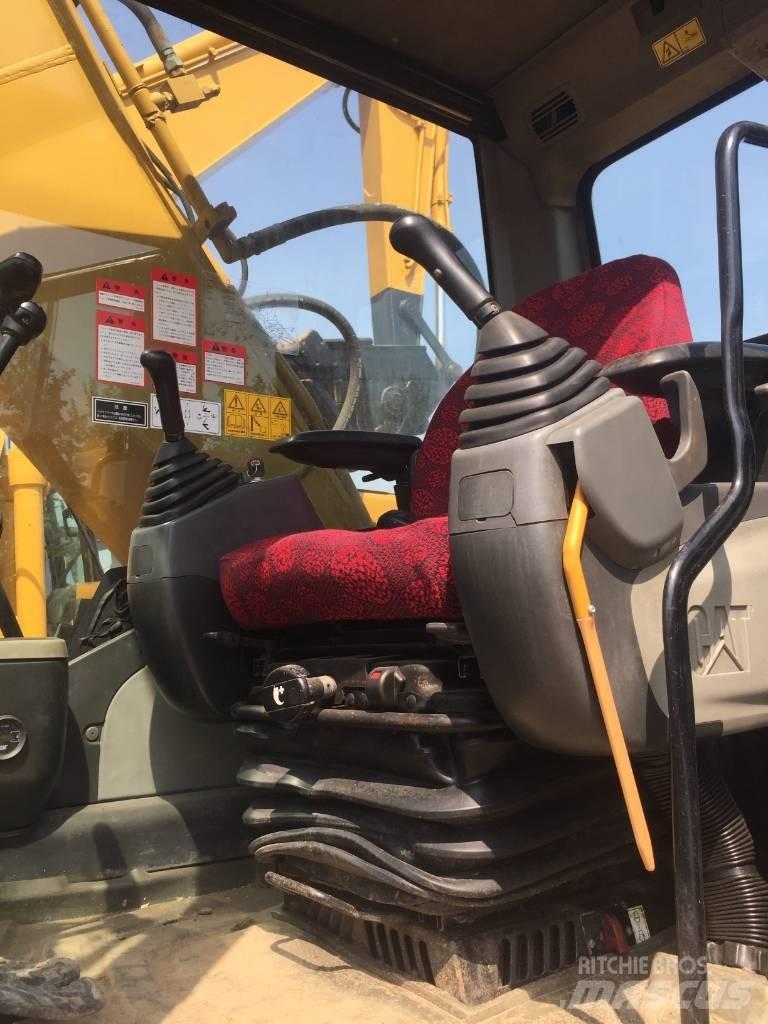 CAT 320 D Pelle sur chenilles
