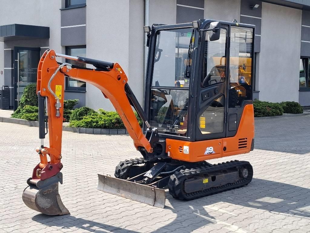 Hitachi ZX 19-6 Mini pelle < 7t