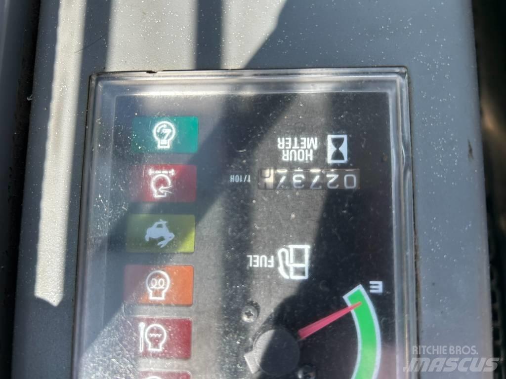 Takeuchi TB 153 FR Mini pelle < 7t