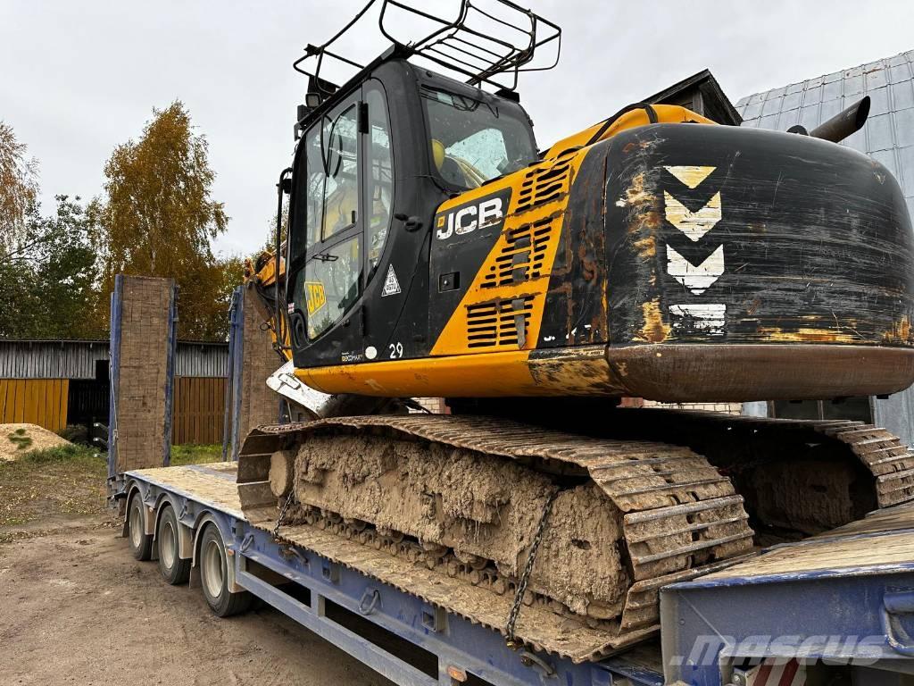 JCB JS 145 LC Pelle sur chenilles