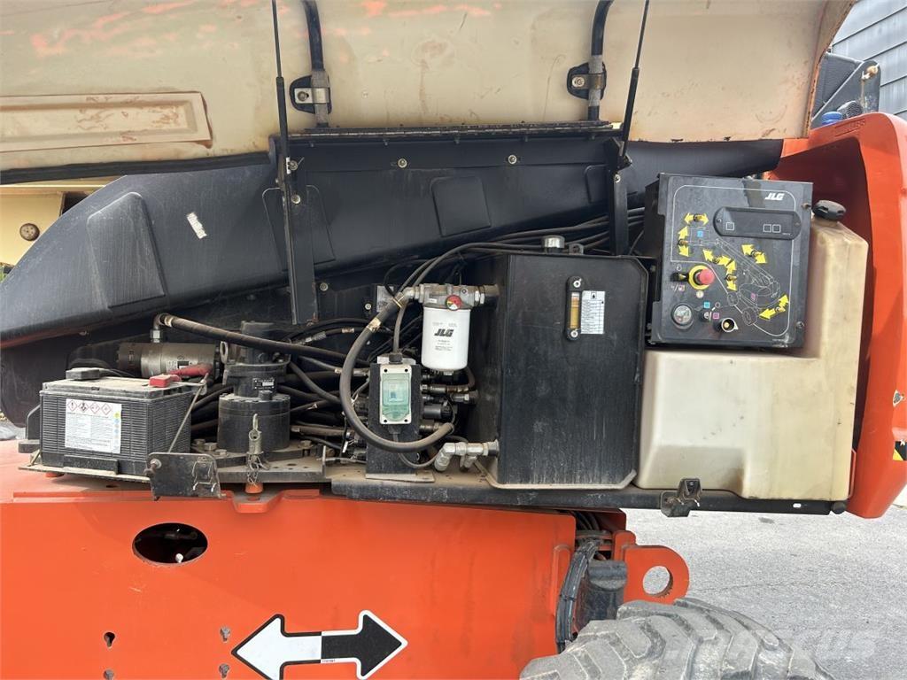 JLG 660SJ (10886) Nacelles télescopiques