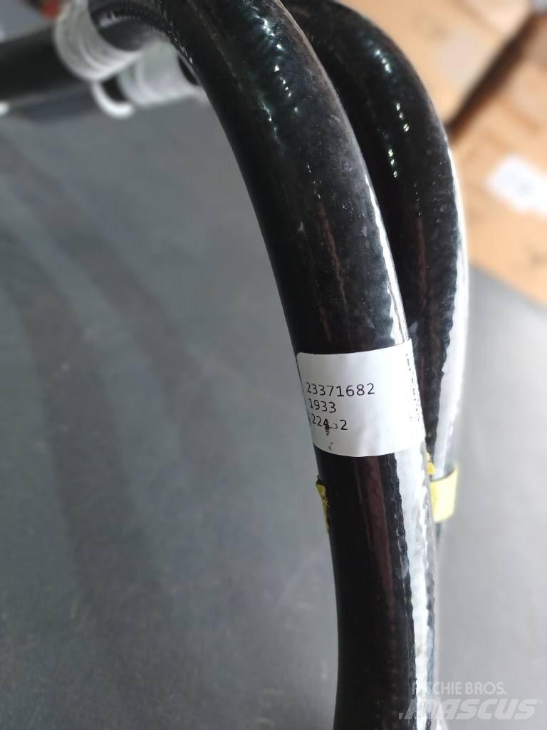 Volvo HOSE 23371682 Moteur