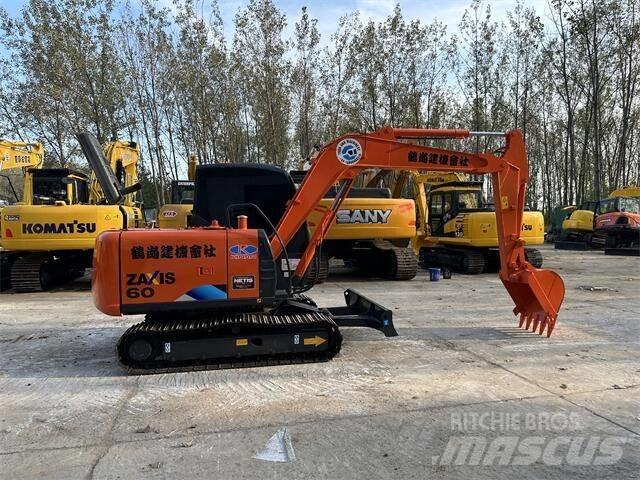 Hitachi ZX 60 Pelle sur chenilles