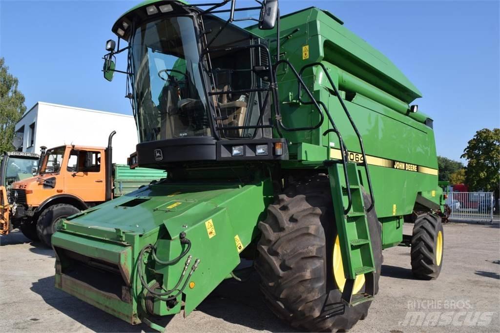 John Deere 2064 Moissonneuse batteuse