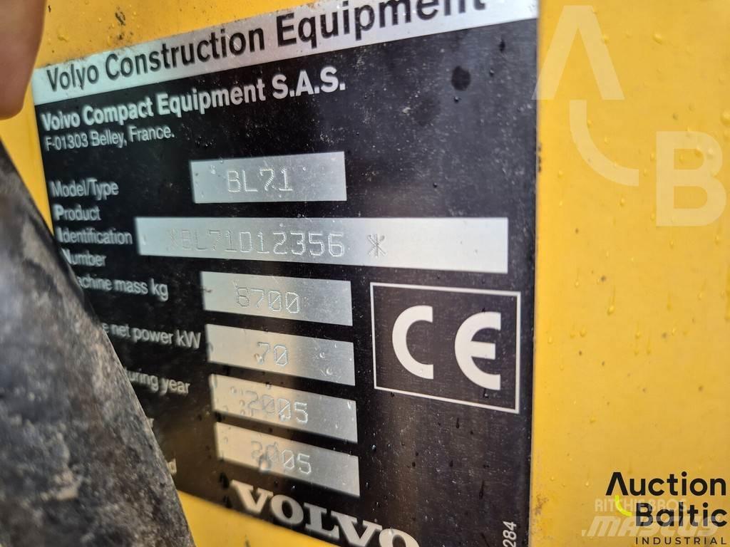 Volvo BL 71 Tractopelle