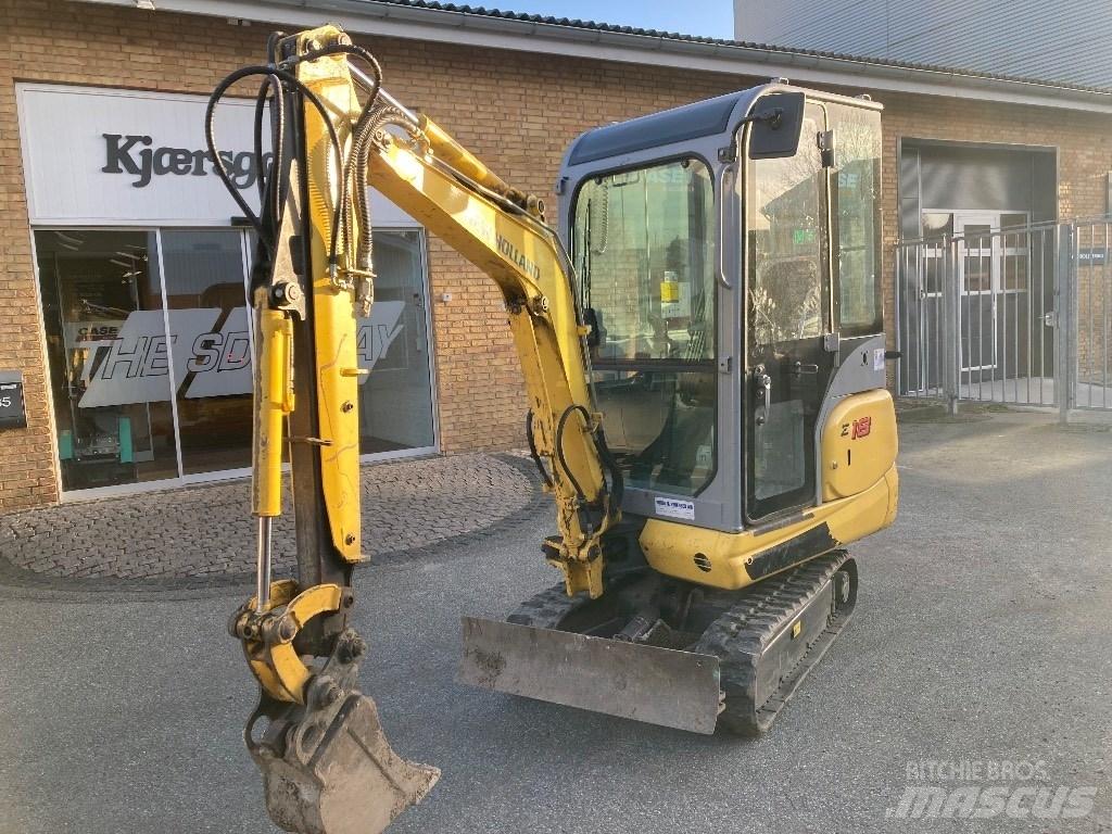 New Holland E 18 C Mini pelle < 7t