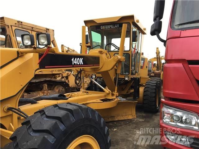 CAT 140 K Niveleuse
