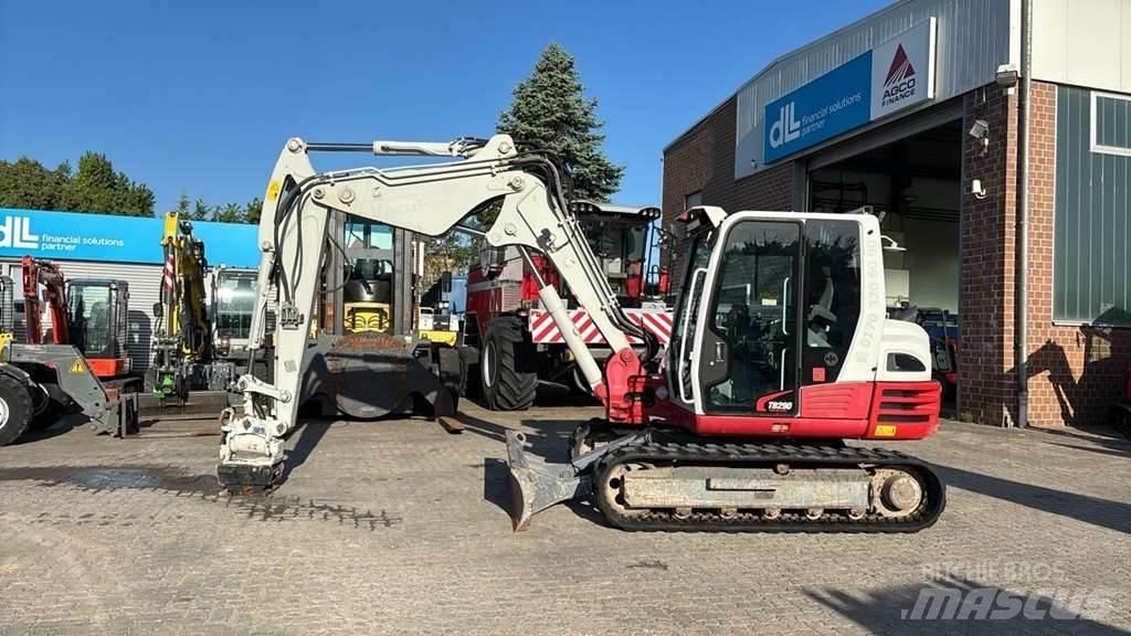 Takeuchi TB290 Pelle spéciale