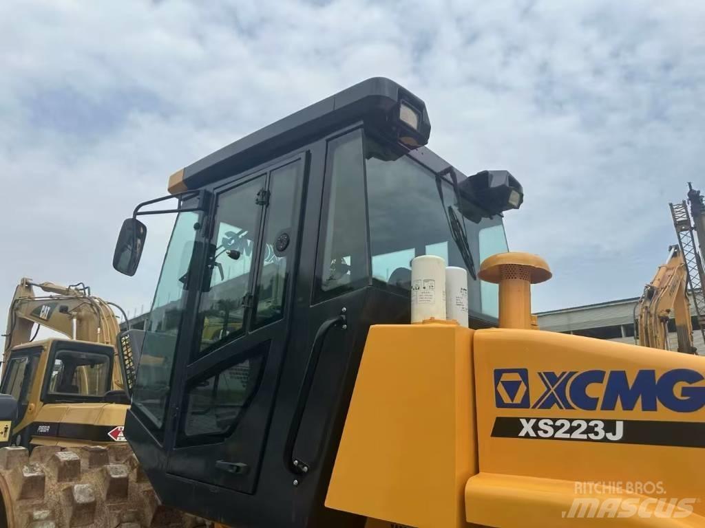 XCMG XS 223 J Rouleaux monocylindre