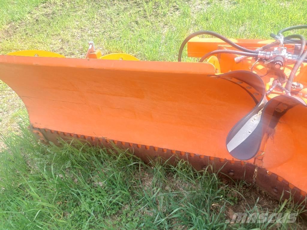 Pomarol Nivelaura Chasse neige