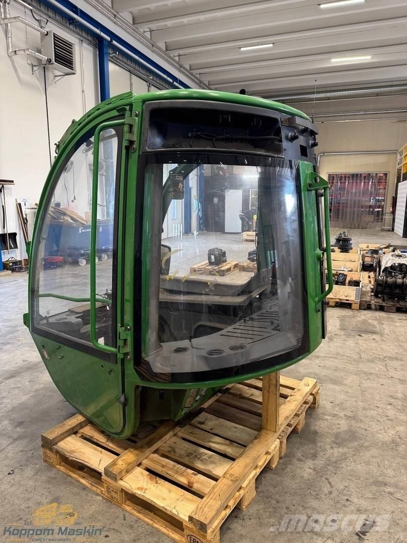 John Deere 1210E Cabine