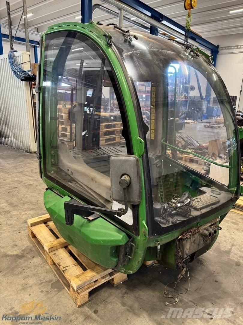 John Deere 1210E Cabine