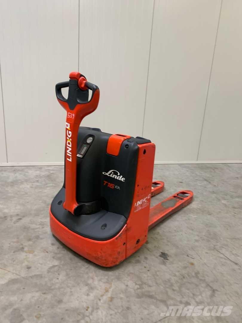 Linde T16 ION Gerbeur accompagnant