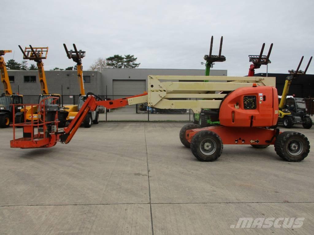 JLG 510 AJ (048) Nacelle Automotrice