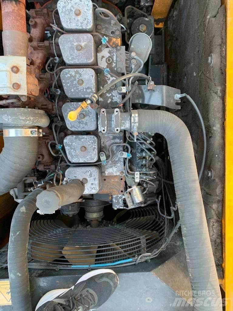 Hyundai R210W-9 Pelle sur chenilles