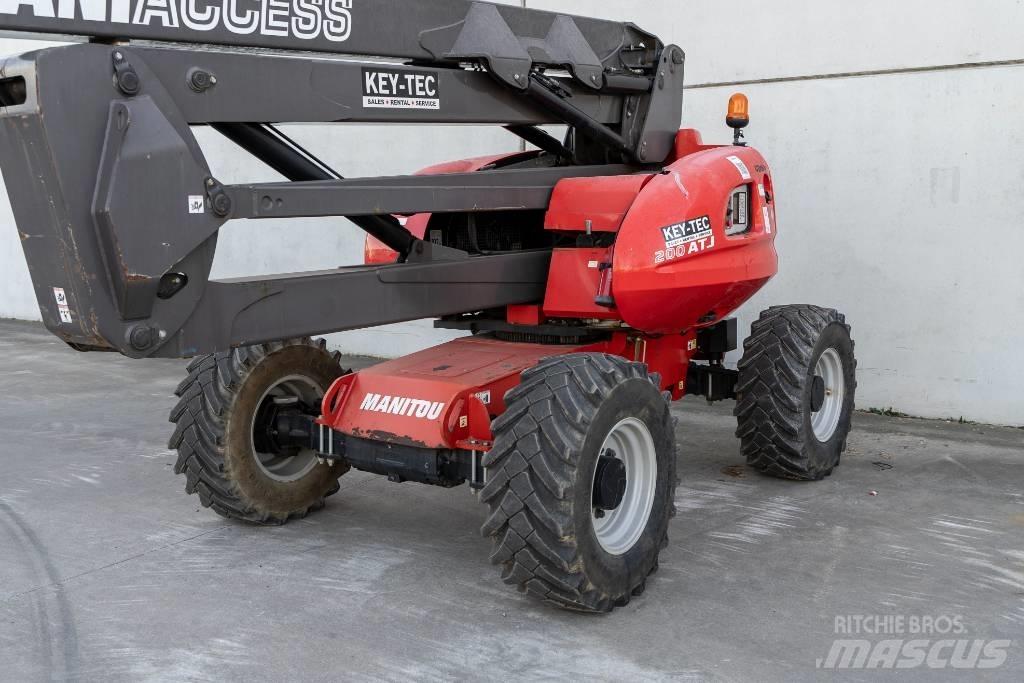 Manitou 200 ATJ Nacelles articulées