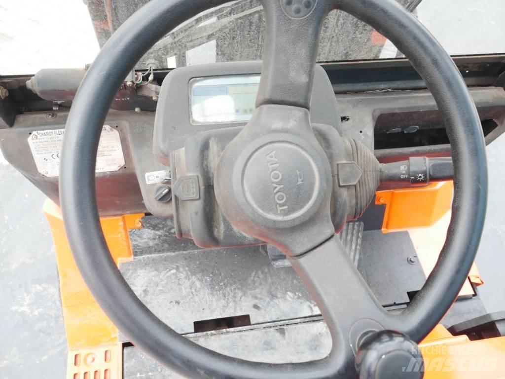 Toyota 7 FBMF 25 Chariots élévateurs électriques