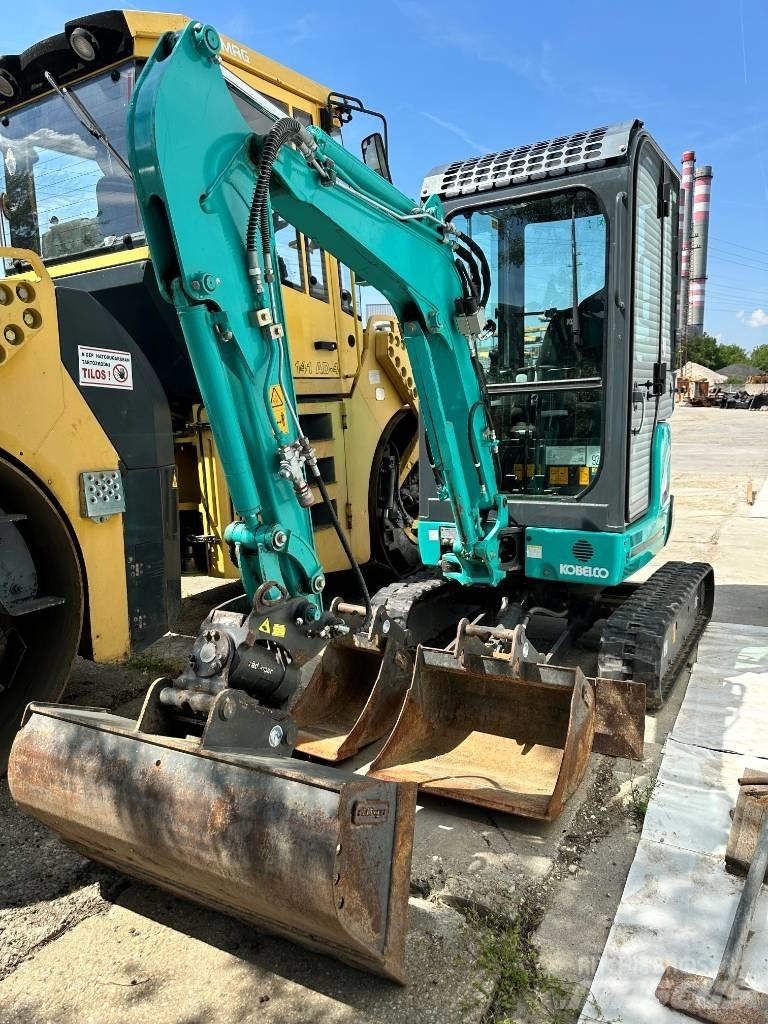 Kobelco SK17SR-3E Mini pelle < 7t